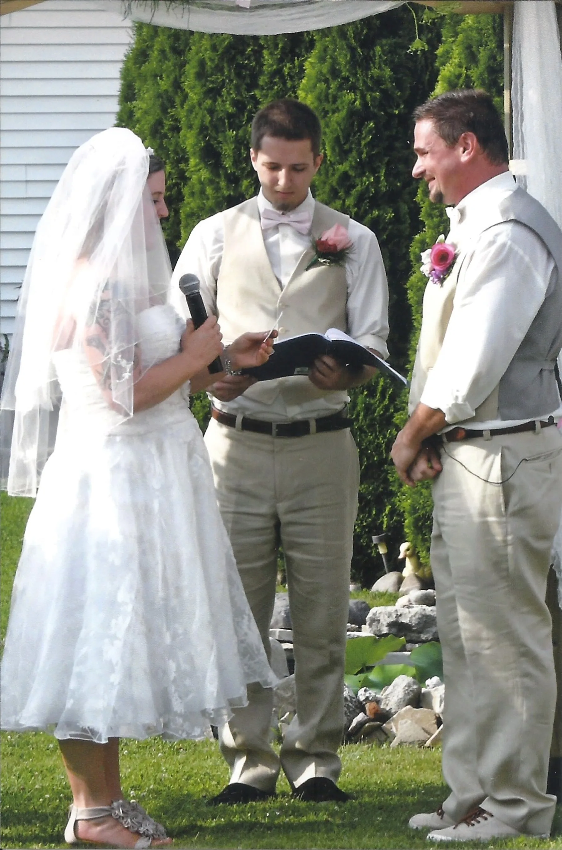 A wedding ceremony led by a Lakeland Cabaret officiant